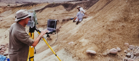 Arch&auml;ologische Ausgrabungen an der Fundstelle Jojosi 6 im Jahr 2024